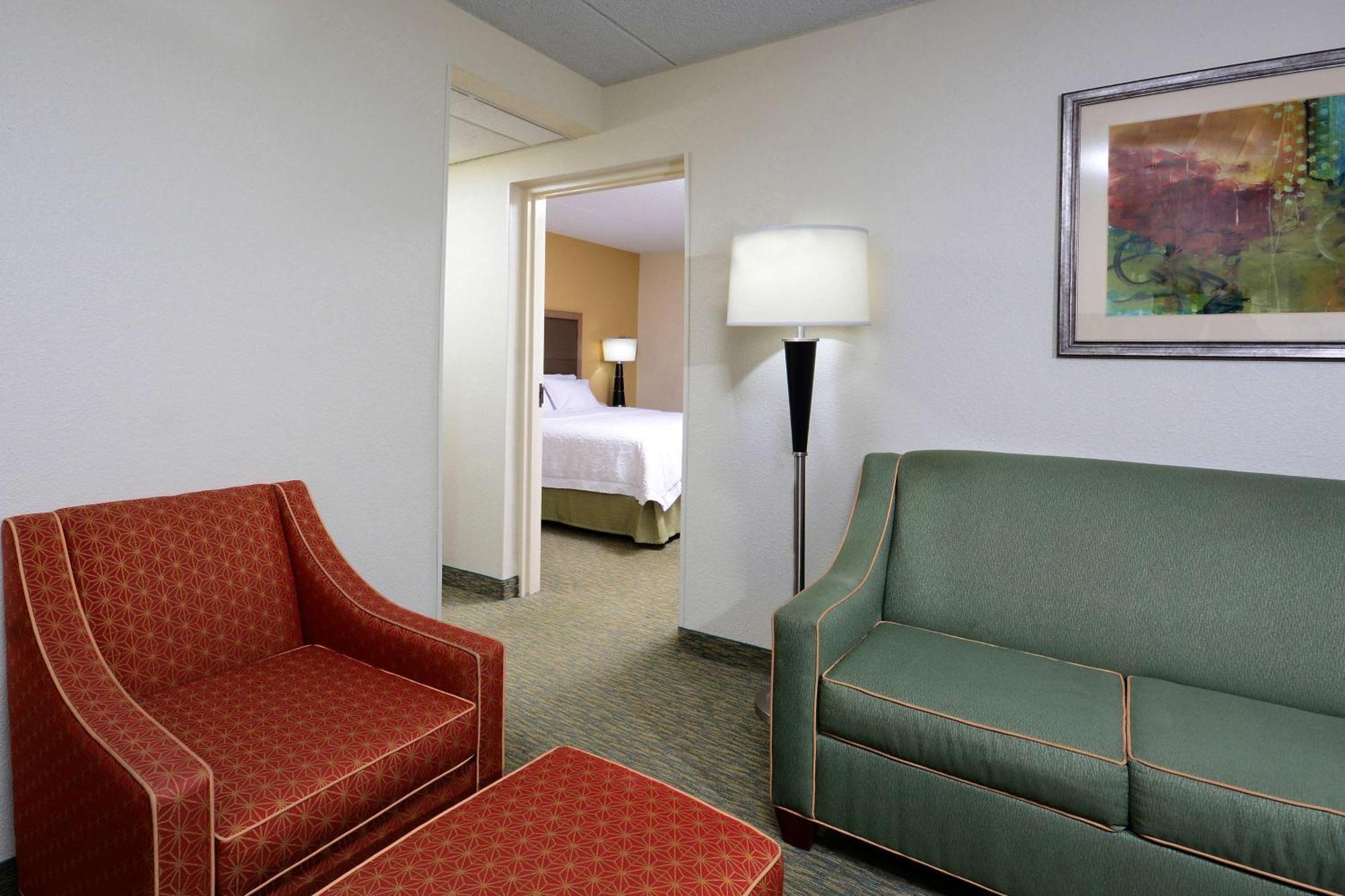 Hotel Hampton Raleigh/town Of 3*